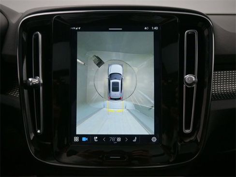 Used 2021 Volvo XC40 P8 Recharge w/ Advanced Package image 20