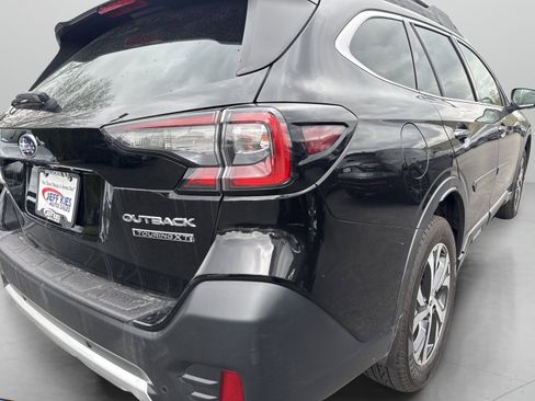 Used 2021 Subaru Outback Touring XT AWD/4WD image 5