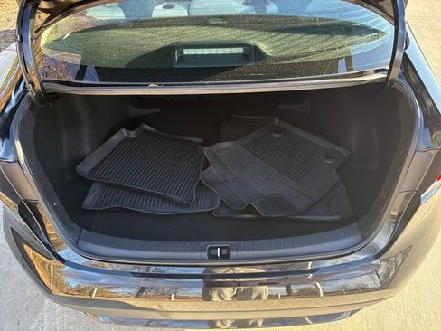 Used 2022 Toyota Corolla LE image 27