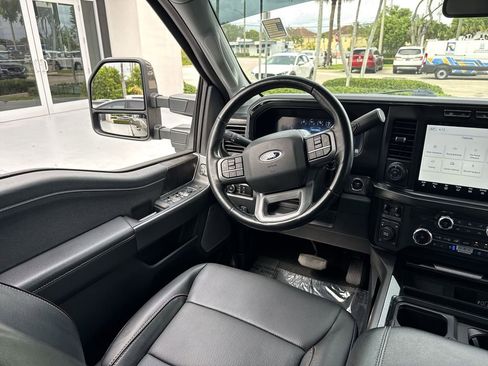 Used 2023 Ford F250 Lariat w/ Lariat Ultimate Package AWD/4WD image 21