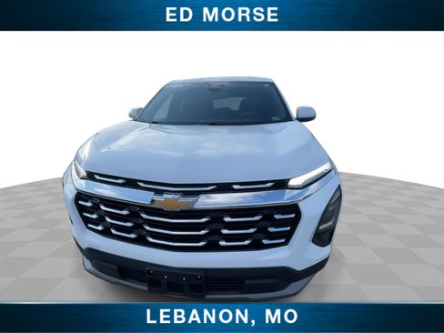 Certified 2025 Chevrolet Equinox LT FWD image 3