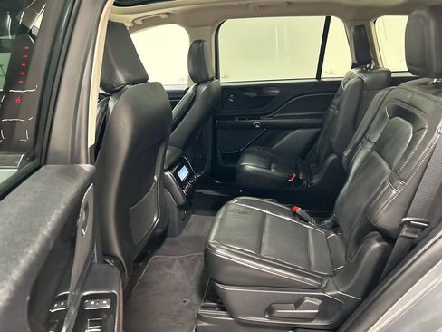 Certified 2024 Lincoln Aviator Reserve image 27