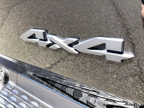 Certified 2024 RAM 1500 Limited w/ Night Edition image 9