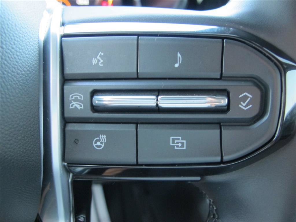 Used 2026 Chevrolet Colorado Trail Boss AWD/4WD image 14