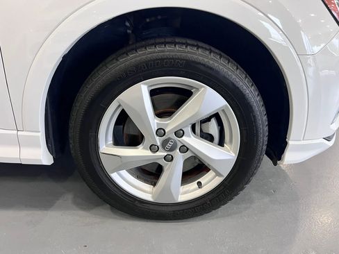 Used 2020 Audi Q3 2.0T Premium image 33