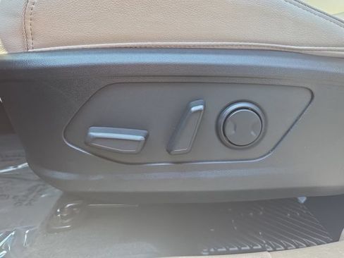 Used 2026 Hyundai Tucson Limited FWD image 11