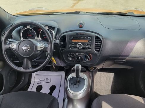 Used 2014 Nissan Juke S image 15