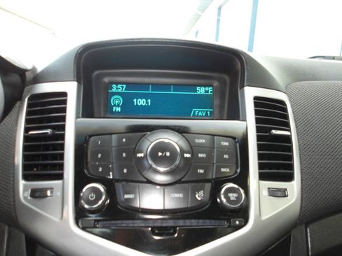 Used 2012 Chevrolet Cruze Eco image 11
