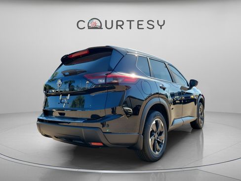 New 2026 Nissan Rogue SV w/ SV Premium Package image 4