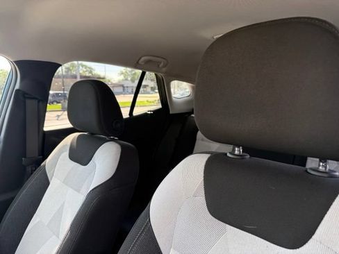 Used 2024 Chevrolet Trax LS FWD image 8