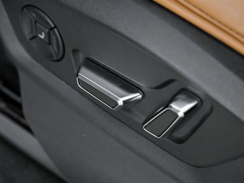 Used 2022 Audi RS Q8 AWD/4WD image 23
