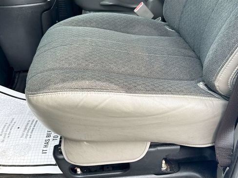 Used 2024 GMC Savana 2500 w/ Driver Convenience Package RWD image 20