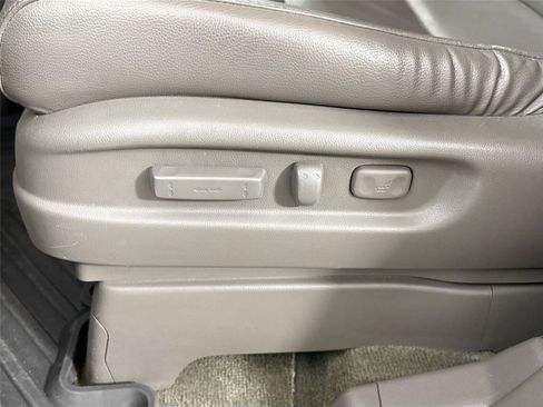 Used 2014 Honda Odyssey EX-L image 28