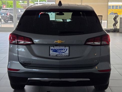 Certified 2023 Chevrolet Equinox LT FWD image 12