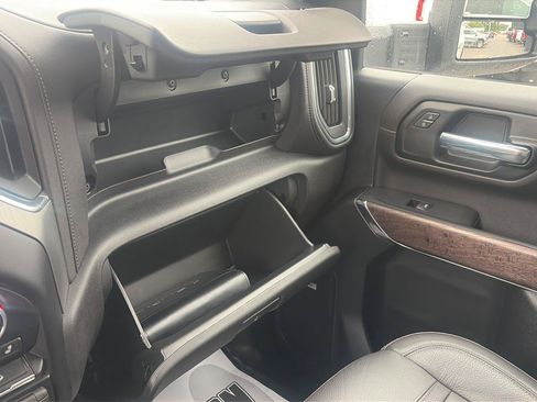 Used 2022 GMC Sierra 2500 Denali w/ Denali Ultimate Package AWD/4WD image 42