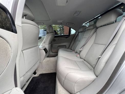Used 2009 Lexus LS 460 RWD image 9