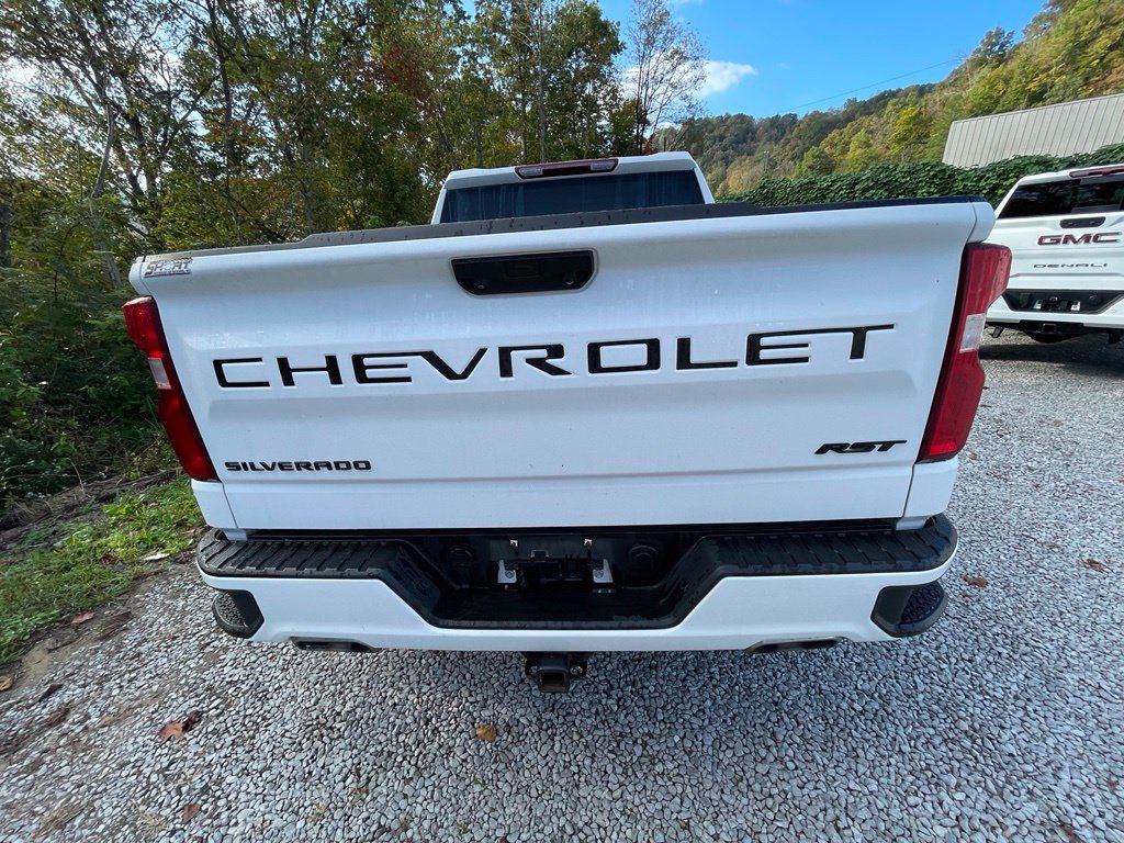 Used 2024 Chevrolet Silverado 1500 RST AWD/4WD image 9