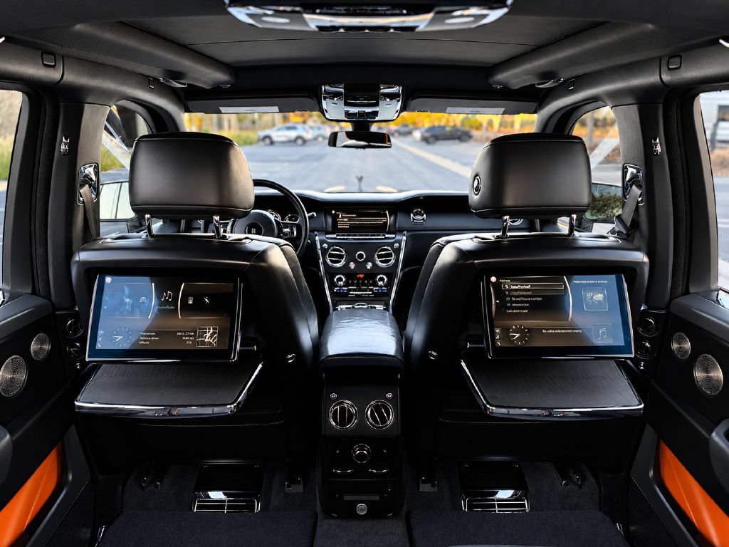 Used 2019 Rolls-Royce Cullinan AWD/4WD image 18