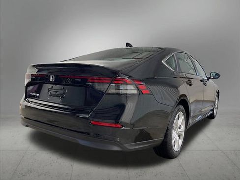 New 2026 Honda Accord LX image 5