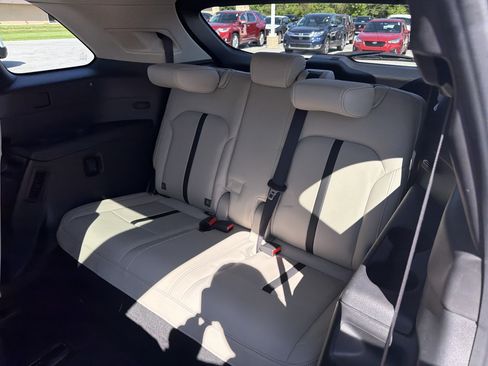 Certified 2024 MAZDA CX-90 Plug-In Hybrid w/ Premium Pkg AWD/4WD image 60