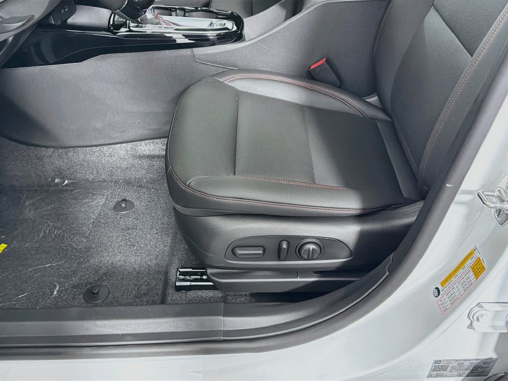 New 2026 Chevrolet Trax RS w/ Driver Confidence Package FWD image 18