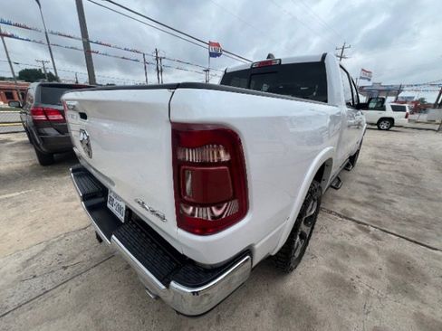 Used 2020 RAM 1500 Laramie AWD/4WD image 5