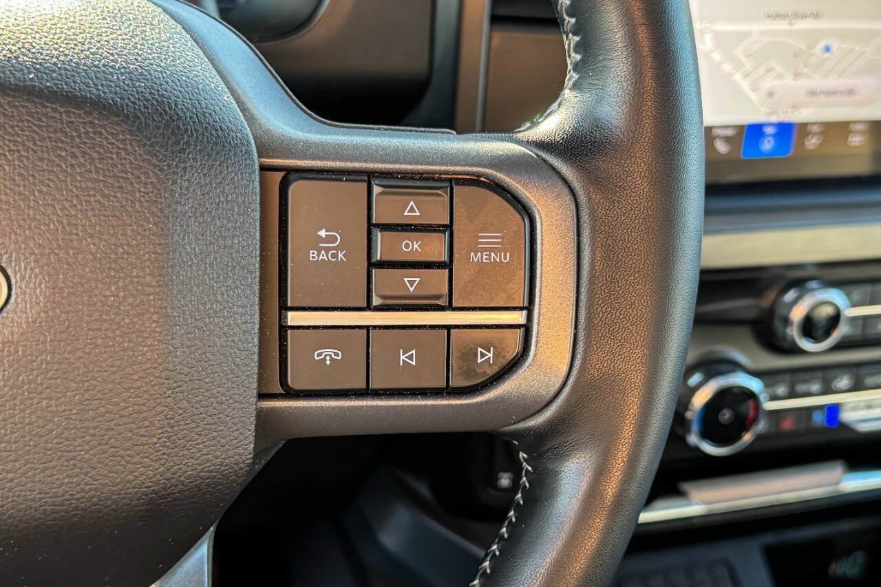 Used 2024 Ford F350 Lariat w/ Sport Appearance Package AWD/4WD image 36