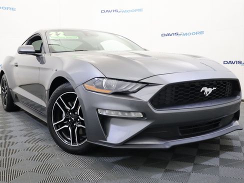 Used 2022 Ford Mustang Premium image 2