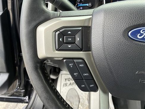 Used 2020 Ford F350 Lariat w/ Chrome Package image 24