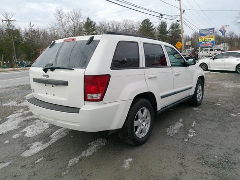Used 2009 Jeep Grand Cherokee Laredo w/ Popular Equipment Group image 6