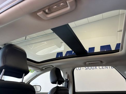 Used 2024 Ford Edge SEL w/ Convenience Package AWD/4WD image 16