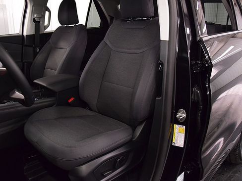 New 2026 Ford Explorer Active AWD/4WD image 29