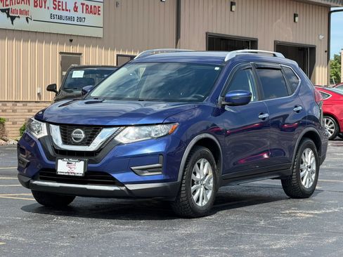 Used 2018 Nissan Rogue SV FWD image 5