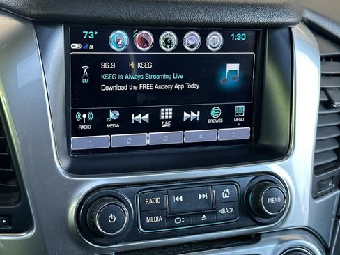 Used 2019 Chevrolet Suburban Premier AWD/4WD image 21