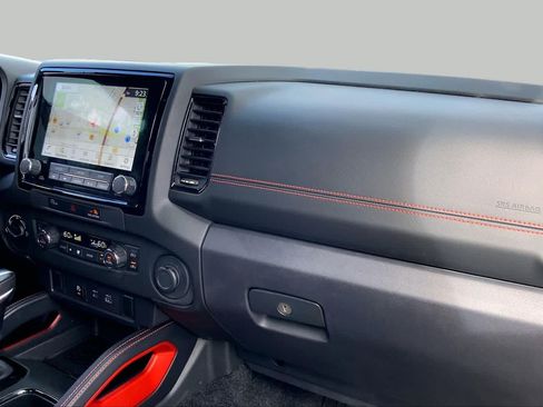 Used 2023 Nissan Frontier PRO-4X w/ Technology Package AWD/4WD image 19