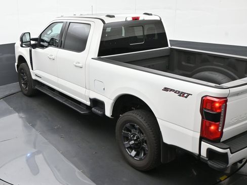 Used 2024 Ford F250 Lariat w/ Lariat Ultimate Package AWD/4WD image 32