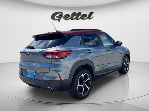 Used 2021 Chevrolet TrailBlazer RS w/ Technology Package FWD image 5
