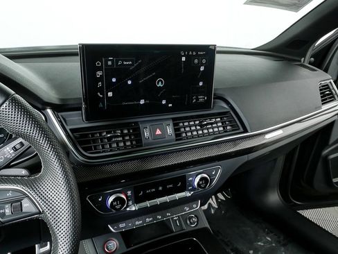 Used 2023 Audi SQ5 Prestige w/ Prestige Package image 13