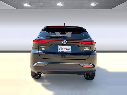 Used 2021 Toyota Venza XLE w/ Softex Package image 10