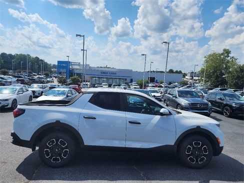 Used 2022 Hyundai Santa Cruz SEL image 8