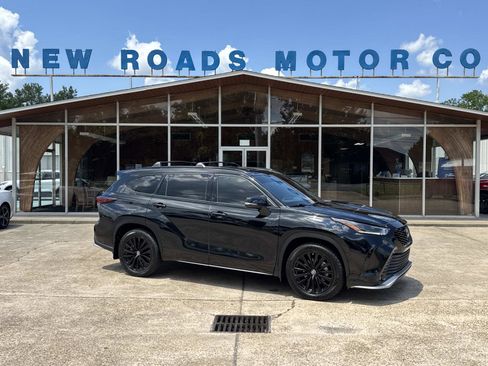 Used 2024 Toyota Highlander XSE image 1