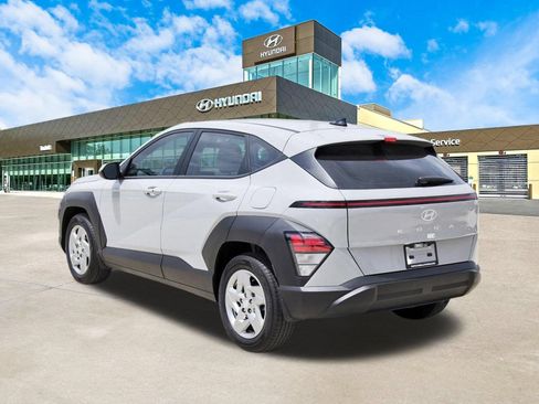 Certified 2026 Hyundai Kona SE FWD image 8