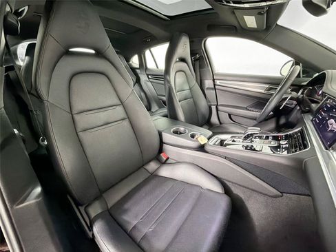 Certified 2023 Porsche Panamera Platinum Edition RWD image 28