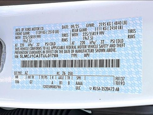 New 2026 Lincoln Corsair Premiere image 13