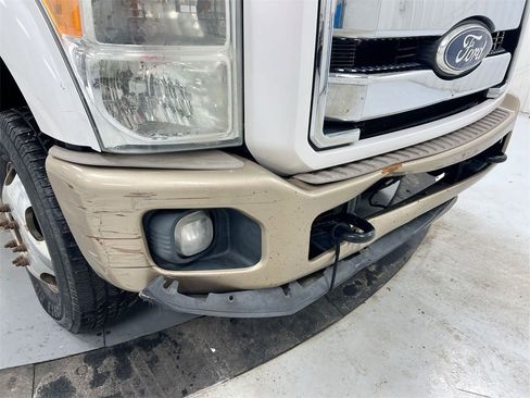 Used 2011 Ford F350 King Ranch w/ FX4 Off Road Pkg image 29