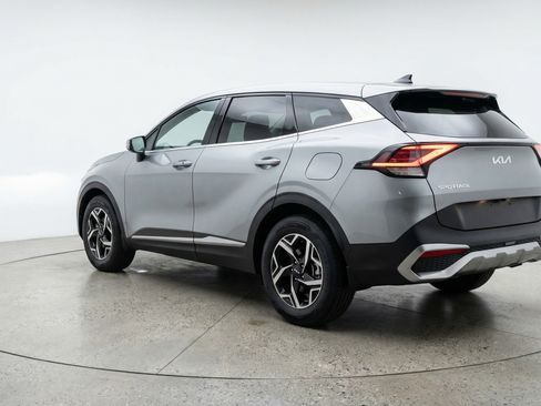 Used 2025 Kia Sportage LX image 6