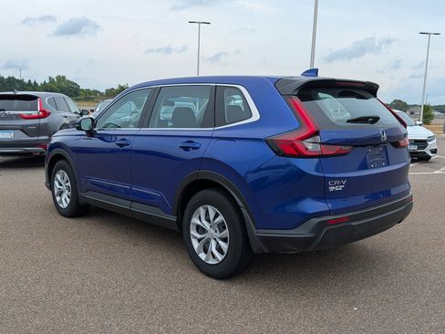Used 2024 Honda CR-V LX image 3