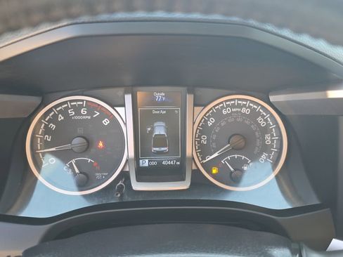 Certified 2023 Toyota Tacoma SR5 RWD image 21