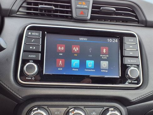 Used 2024 Nissan Versa S w/ Trunk Package image 3