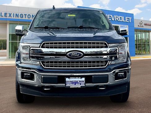 Used 2018 Ford F150 Lariat w/ Equipment Group 502A Luxury image 3